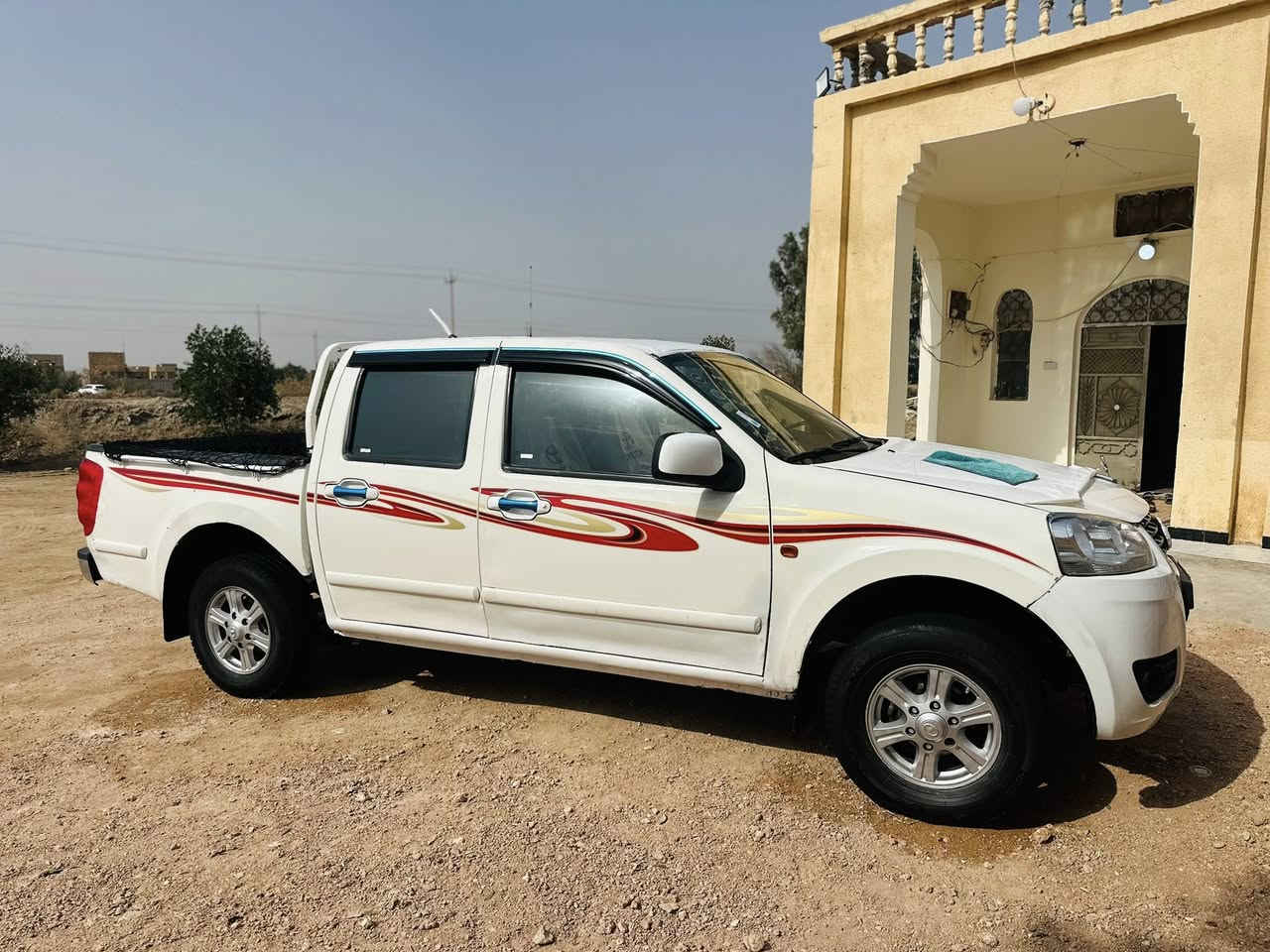 سلام عليكم للبيع كريت ويل 2013 سياره كفاله عامه رقم قادسيه ابسمي سنويه ال 30 سياره جاهزه من كلشي مكنيه جديد مكان بلسماوه وهاذ *********** السعره 68 بيه مجال
