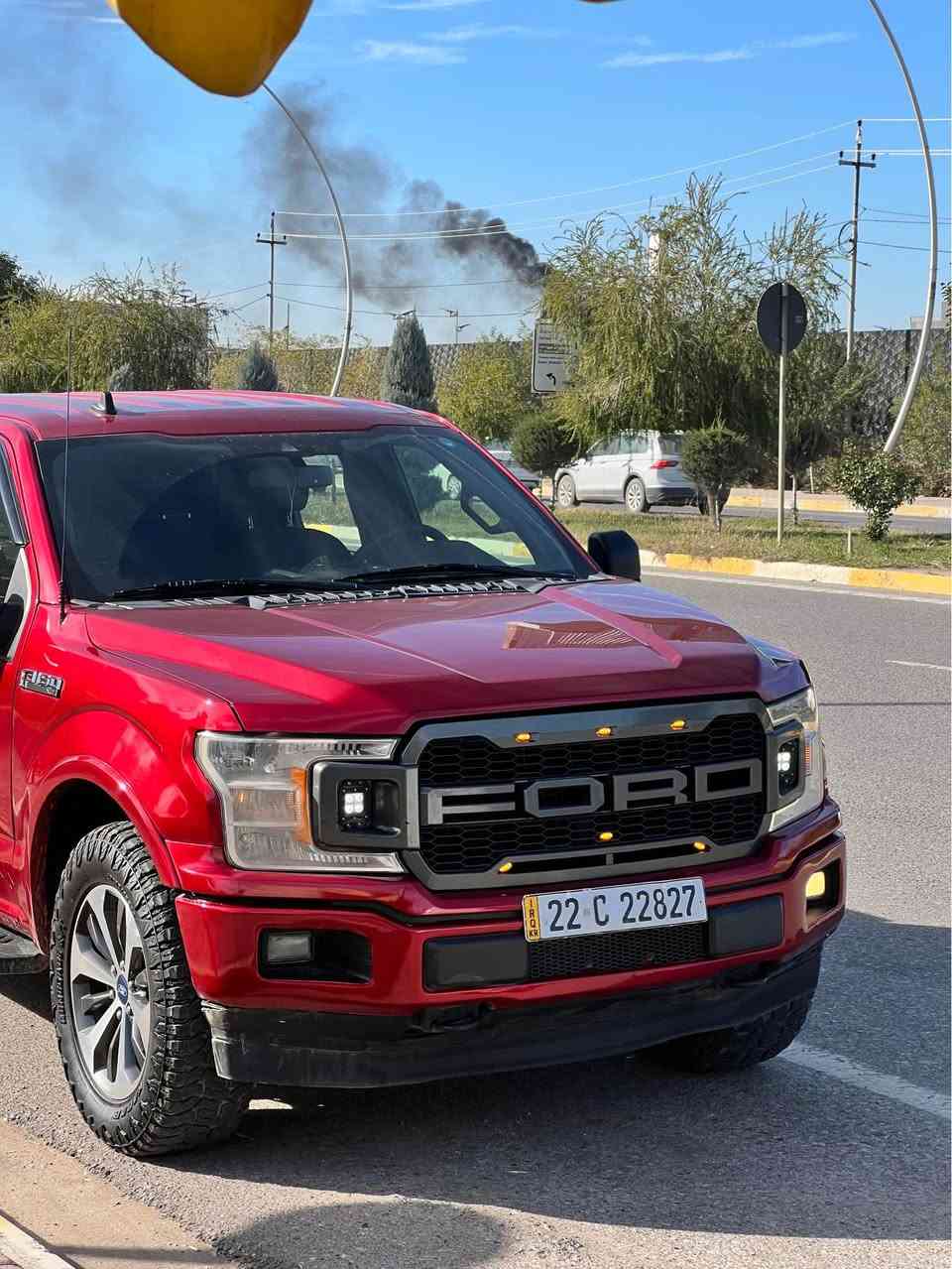 فورد F150 - موديل 2019 -  مواصفات XLT
محرك 2.7 توين توربر

ماشي 182 الف 
ضرر : جاملغ جهه سايق مبدل كلير امريكا
جاملغ جهه سكن معدل هنا 
بدون دواخل بدون ايرباك 
سياره مبدل كير ومكينه جديدات وشرط فحص سياره ماتحتاج اي مصرف مبدل فيتبم وبلاكات وصدر امامي كله شركه مابيها اي نقص 
سعر 207 وبيها مجال بسيط جدا
تفاصيل اكثر 

*********** واتساب أربيل, العراق
