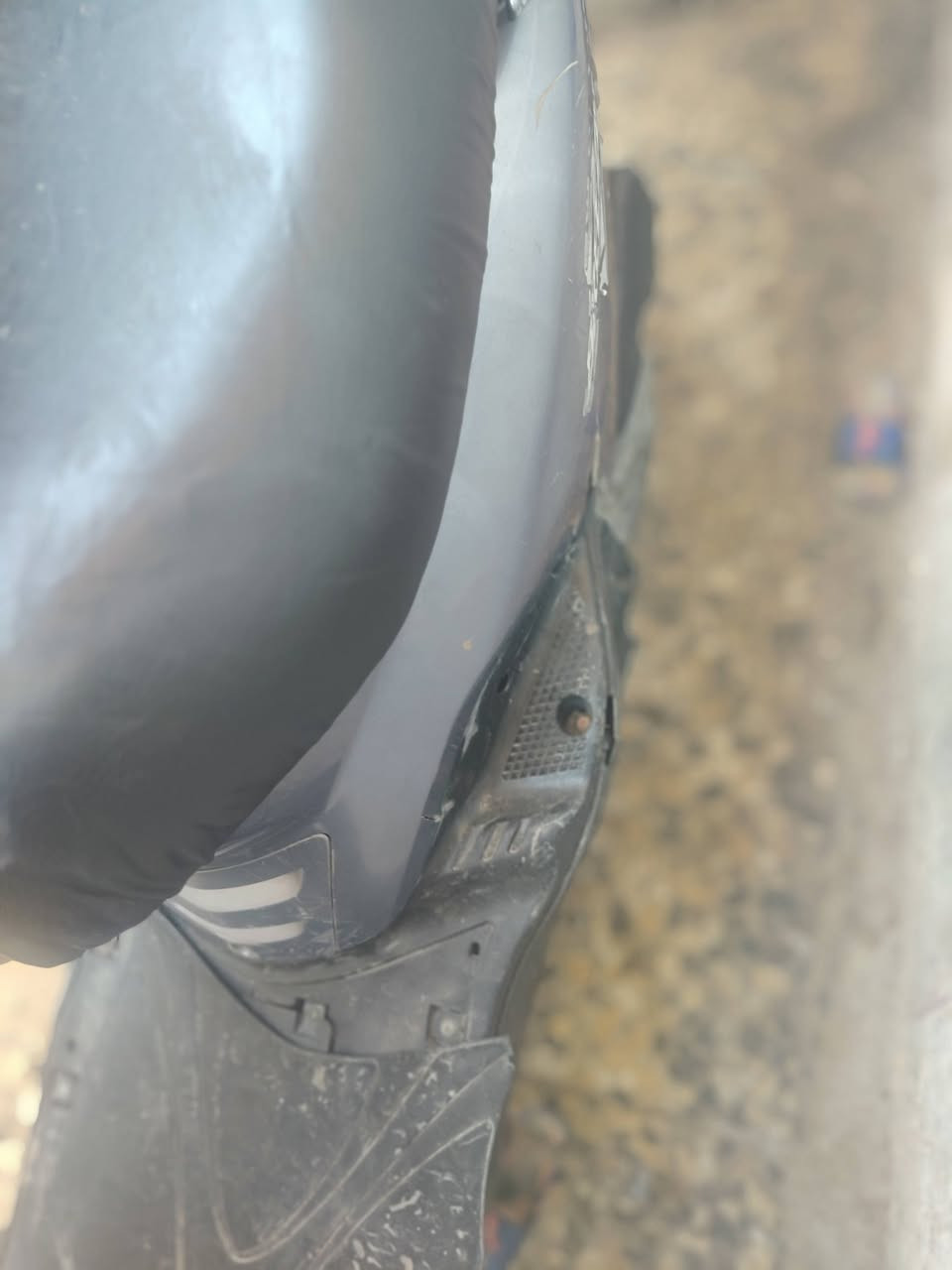 سلام عليكم دراجه بريز تخبل معدل وشلعه مابيهه اي نقص جيب فيتر وياك اذه يطلع بيهه شي تاخذهه بلاش لا نضوح ولا تنقيص كهربايات كله شغاله لايت اشاير بس نقص شي واحد بيهه ابني مخلي خشبه صغيره بل فتحه مال سويج وماجاي يشغلهه سويج رايدلهه تبديل بس هاي نقصهه تأخذه من باب بيتي *********** مكاني جكوك الاساتذه سعره 650
