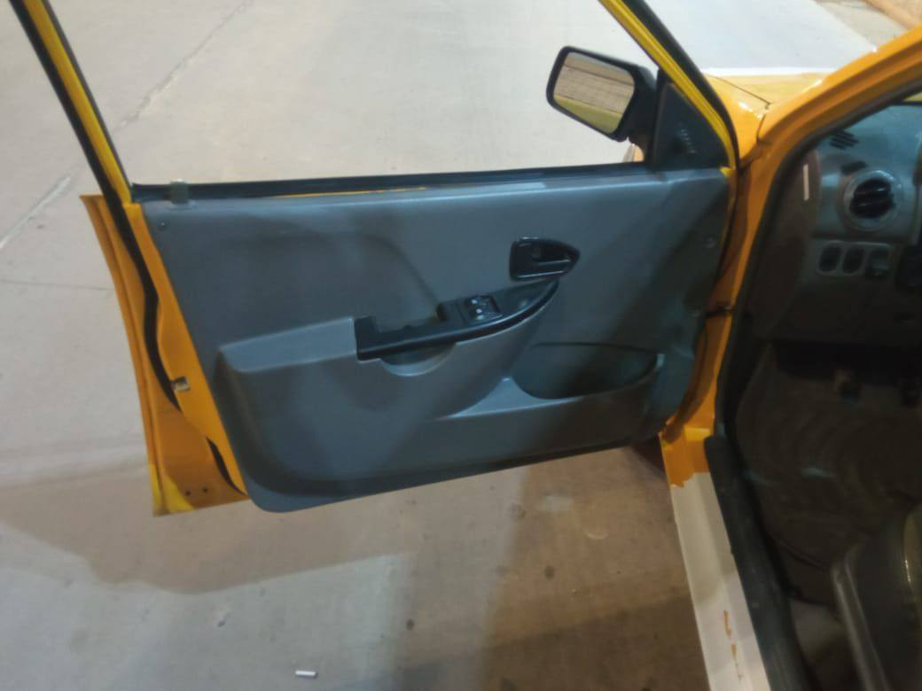 سلام عليكم سايبه البيع مديل 18. راعيهاا موجود تحويل ثاني يوم هيه وغرمات عليه صفرهه لك قبل لا تشتري سعر 40وبيهاا مجال قليل ***********مكلف بل نشر لاحد يراسلني سياره مكانهه واسط
