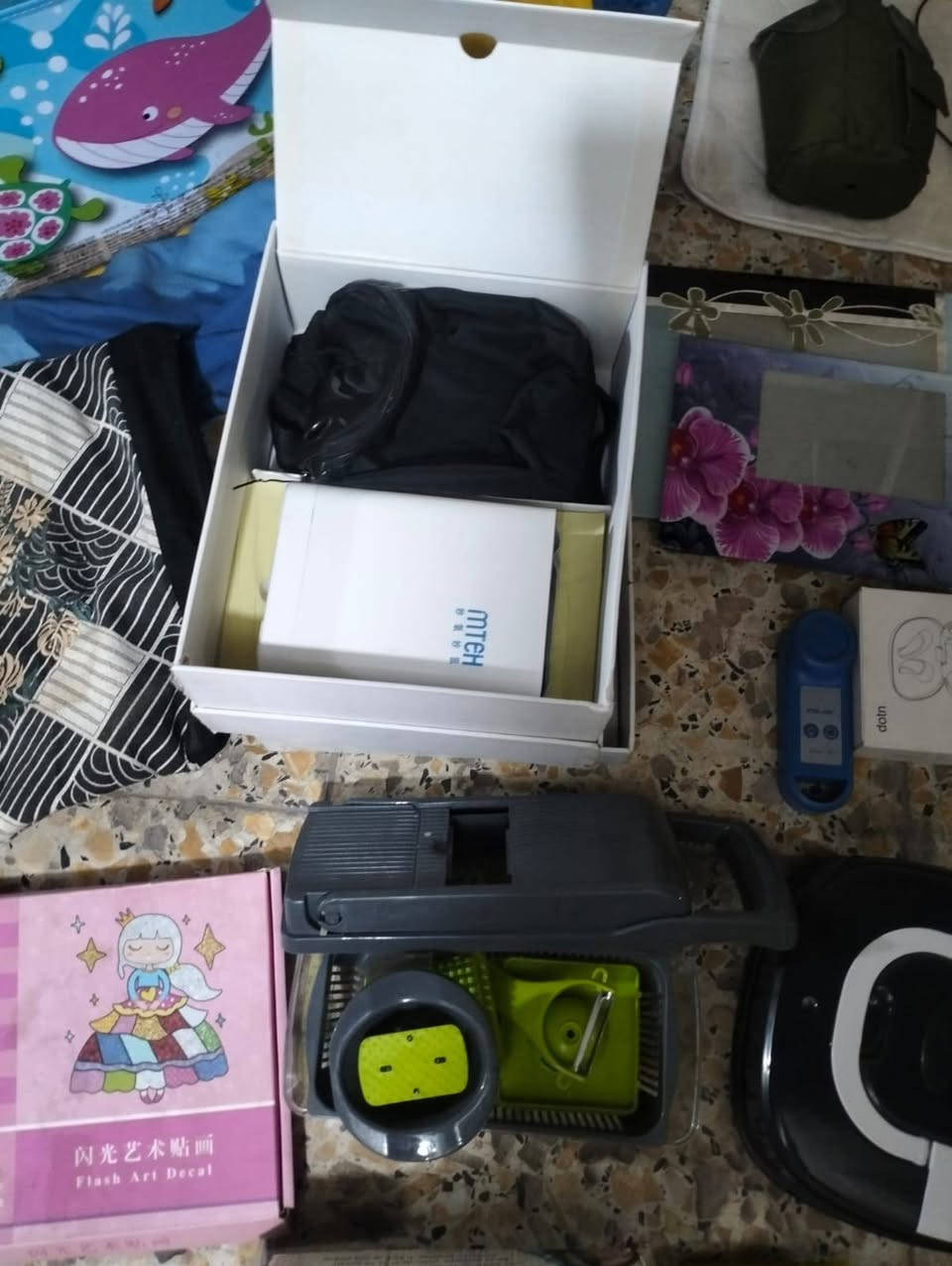 لةالسلام عليكم شلعة امزون منزليات متنوعة للبيع مكاني بغداد العطيفية لايوجد توصيل ***********
