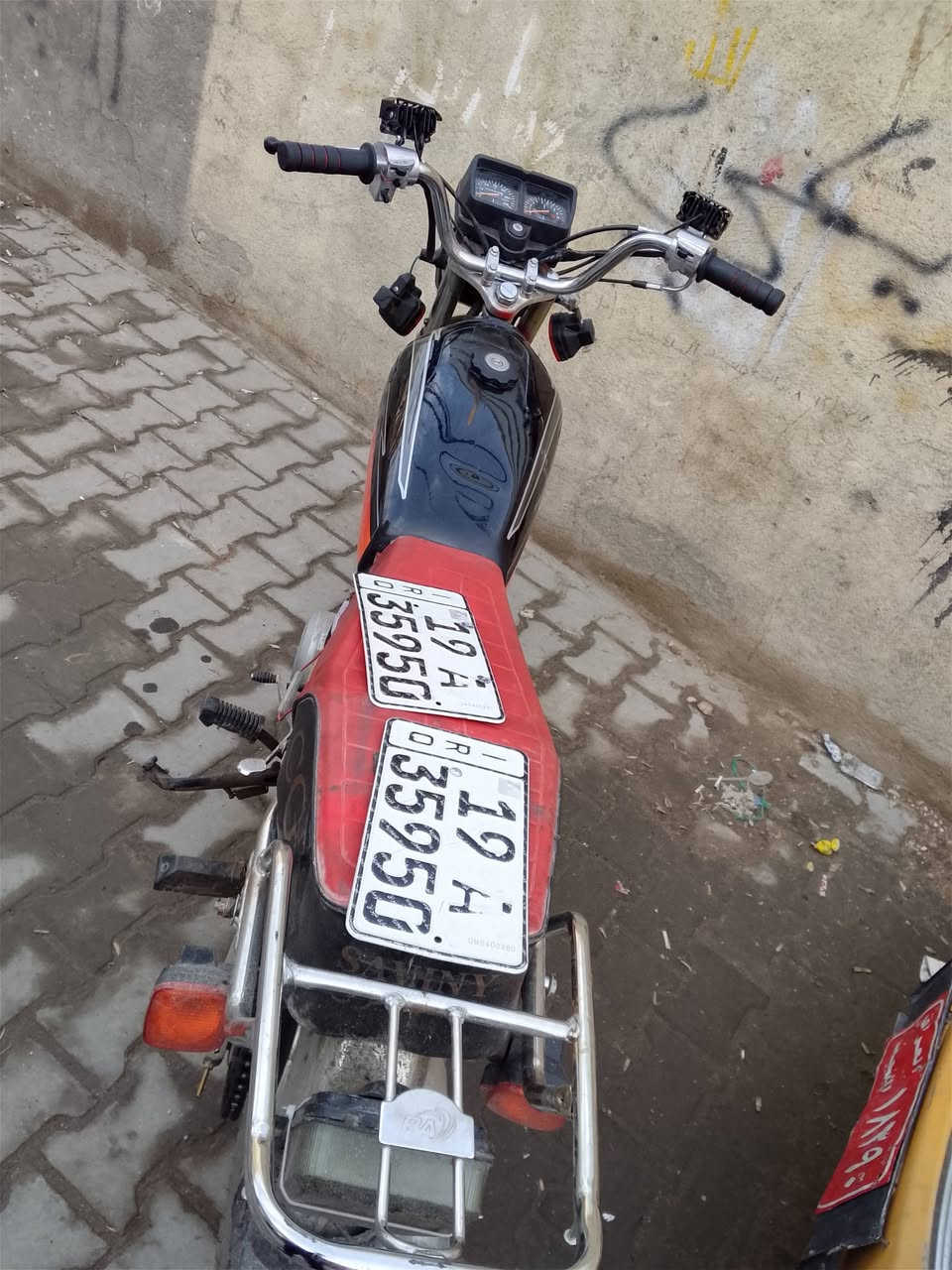 سلام عليكم دراجه يراني مرقمه مشروع وطني رقم كربلاء نكليزي مديل ٢٠٢٠بيه نقوصات سعر مليون وخمسين مكاني بغداد الوشاش ***********
