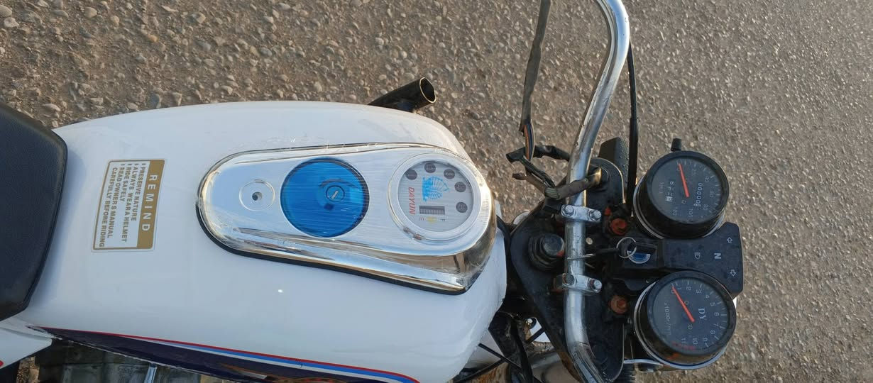 ستوته للبيع ادوات  موديل 16 مكينه مكفوله سلف كهربائيات كلهه شغاله تايرات جدد توني شادهن لايت عالي ناصي  ضفيره باتري جدد بدي جديد. السعر 750وبيه مجال بسيط  ترهم مراوس بستوته اوراق مكاني ناصريه قضاء الاصلاح آل خليوي ‏ ‪***********‬‏
واتساب ***********
