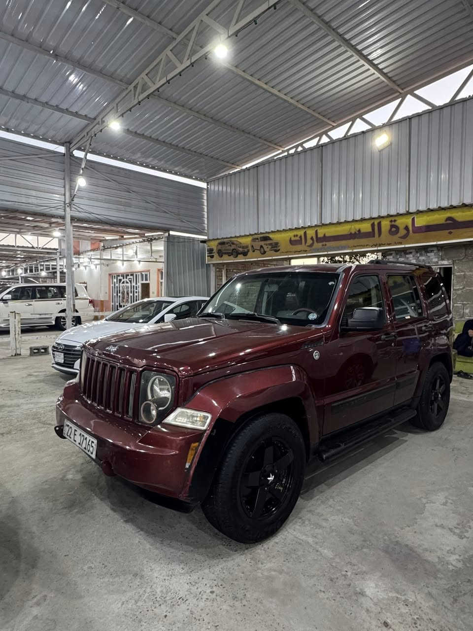 جيب لبرتي 2008 مكينه 3700 سته سلندر
حادثها قطعه وحده باب السكن  وصور الحادث بلمنشور
السياره جديده وجاهزه ماشيه 170mi
محرك جديد بشرط وكير وكهربائيات 100/100
رقم اربيل دولي  شرط الوكاله والتحويل 
بيها سوار لايت مع اشاير لد + لايت زنون + شمعات زنون نهار 
جوه الدعاميه + هوكات + دوسات + تخم بردات + تضليل
تخم تاير ويل نجمه جديد
تبريد + تدفئه كلها شغاله 
الفور ويل + لو كير شغال 
السياره جاهزه ومال جناي ونصبتها تخبل بلعافيه ع الشراي
السعر 105   للتواصل ***********
