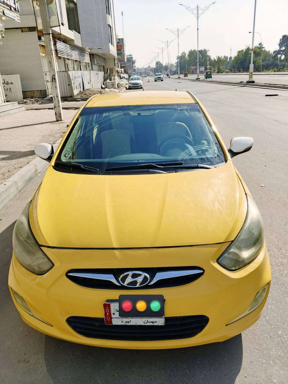 السلام عليكم. اكسنت موديل 2012 خليجي كفالة عامة تبريد ثلج حدادية جديدة تخم تاير جديد  محرك 1600 دوش اوتماتيك سنوية جديدة السعر 83 وبيها مجال بسيط ***********
