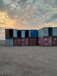 حاويات ١٢ متر • توصيل لجميع المحافظات