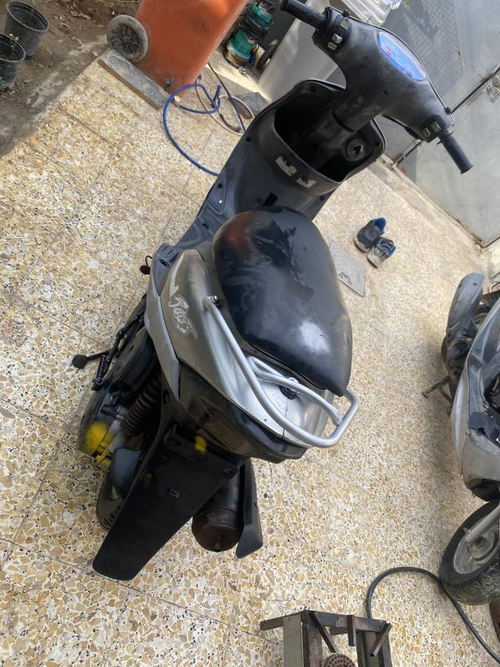 سلام عليكم دراجه ماكس منغولي ما مفتوحه تجي تفحص وتكلب منا لمن تقتنع ستفسار اكثر رقم الهاتف  مكاني حي الديوانيه حي الجامعه شارع سوات*********** السعر 650 وبيه مجال
