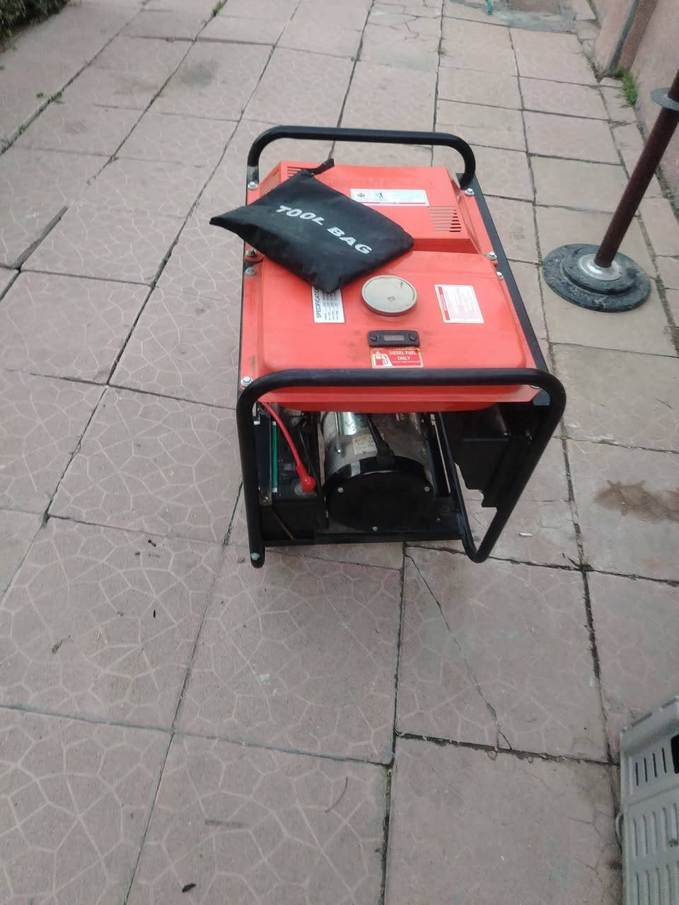 مولد كاز للبيع غير مستخدم فقط للفحص 6.5kv السعر 650000 الف للاستفسار على رقم ***********
