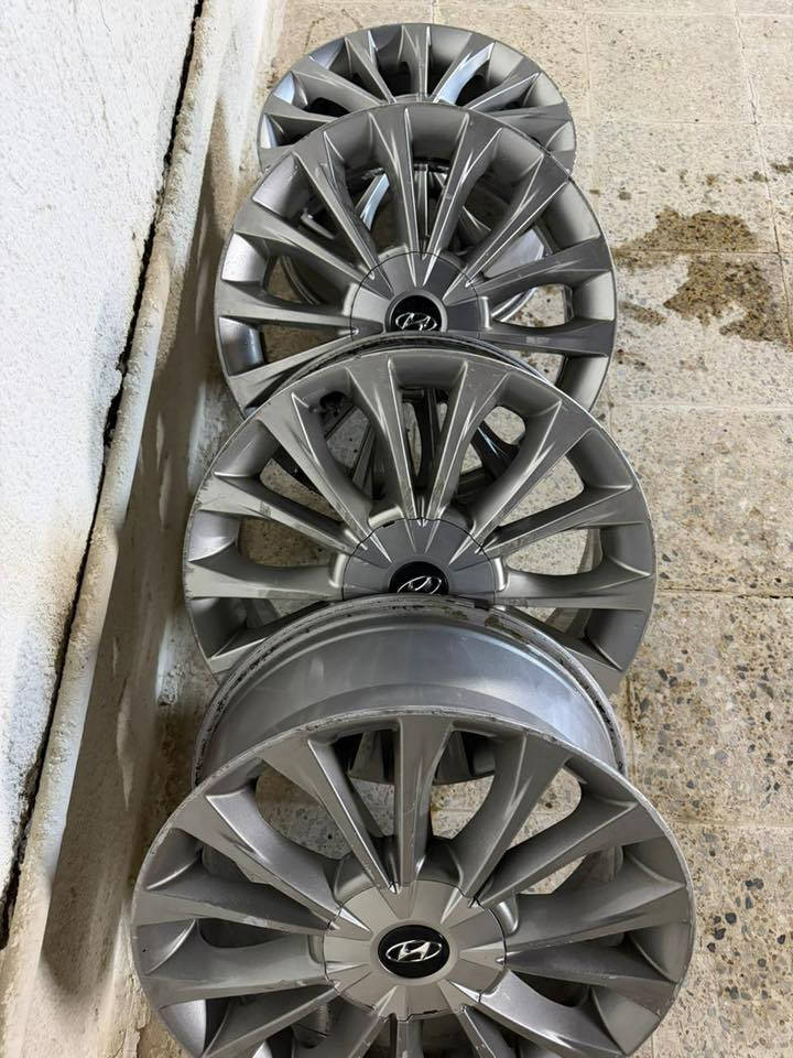 ويل سوناتا حجم 17 بلادي اصلي موديل 2016 نظيف جداً
سعر 500 الف وبي مجال
الاتصال ***********
المكان الكرادة
