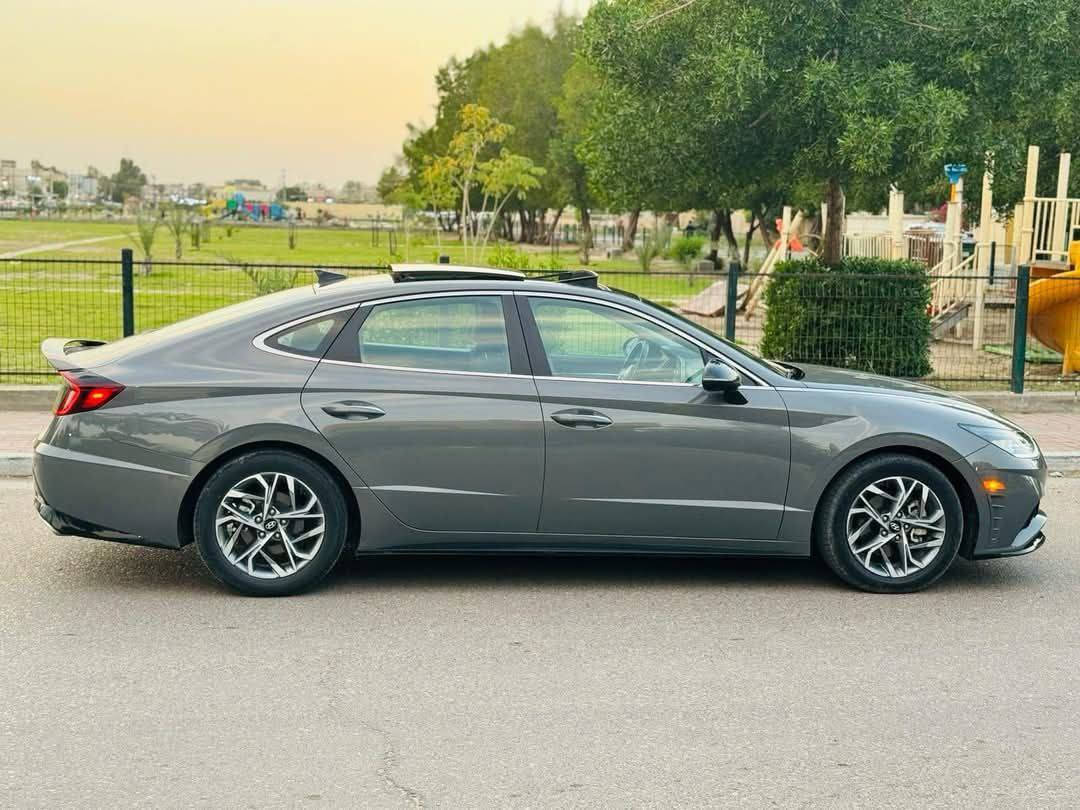 2023  سوناتا  فول مواصفات
محرك 2500 

رقم اربيل 
الموصفات
• بانوراما 
• بصمة وبصمة ابواب لمس + ترحيب
• تشغيل عن بعد 
•  كامره خلفيه 
• 4 رادارات نقطه عمياء وتحديد مسار واوتو بريك وقياده آليه
• + كشنات كهرباء
• دواخل السياره اسود
• دشبول الكتروني
• قطعتين تبريد + مناخ منفصل
• شحن وايرليس + 3 مخارج USB
• هاند بريك دگمه + شفتر الگير دگم
• 4 مودات قياده
• تدفئه  كشنات
• لايت 4 عدسات LED + حاجب اناره نهاري
• بگ لايت LED
• شاشه كبيره حجم 10.2 انج
• اوتو هولد
وبعد اكو مواصفات مذكرتهن
الضرر جاملغ فقط 
شواصي لغود مكفوله
راديترات مروحه تبريد بلادي
براكيت بلادي 
 بدون اي دواخل
السعر 200
***********
