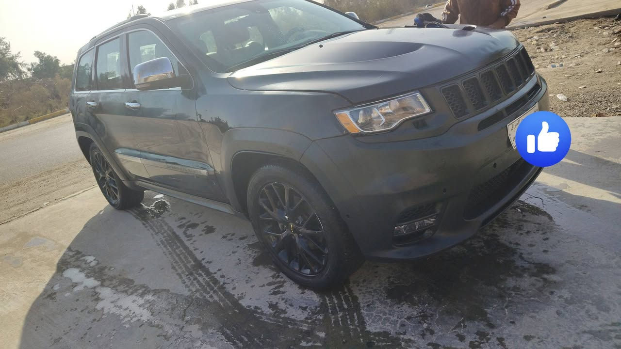 سلام عليكم اخوان اقرا منشور زين جيب شيروكي موديل 11محدثه 21اصولي وليس ادوات مكفوله من الكص والسرقه والطلب وعشاير وراعيها موجود بس ميقبل يحول عندي مستمسكاته ورقمه ابيعلك بدون تحويل بيها هزه السياره ماصاقطه الهزه سنويه عضم ب22ساقطه فول سياره بيها ترتيب شويه صبغ جارد مكينه هيمي مكينه وكير وحداديه وغرفه خير من الله حداديه هسه صارلي 3ايام نفضتها كلها الله شاهد لايت عالي ناصي كلها شغاله سياره بس شويه صبغتها جارده وبنيد ودعاميات مال تحديث ماصابغهن بيع مراوس السعر 90بيها مجال بسيط مكاني بغداد ***********واتساب فقط
