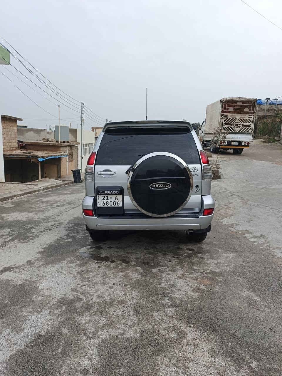 السلام عليكم للبيع برادو موديل 2008 سعودي محسن حجم المحرك 4بستن ماشيه 177حقيفي كير اوتوماتيك ٧راكب ٣قطع تبريد دبل اكسن مرايات شفط بدون صبغ بدون ضربه بدون جراد  بشرط رقم سليمانيه بسمي شرط التحويل سياره جاهزه من كلشي ماتصرف عليها الف دينار السياره مال بيت حيل نضيفه سبير تعليك بدون اي ملاحظات رقم موبايل السعر اتصال ***********// //***********
