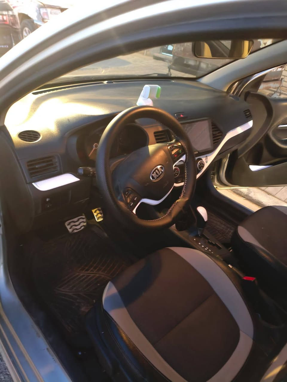 السلام عليكم السياره في محافظة البصره
