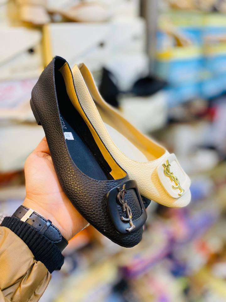 تخفيضات السعر 10 الاف
الالوان المعروضه فقط 
لمعرفه القياسات ارسال صوره الموديل
@أبرز المعجبين


**إذا كنت صاحب هذا الإعلان وتريد حذفه لأي سبب، رجاءا أرسل رسالة إلى الدعم الفني**