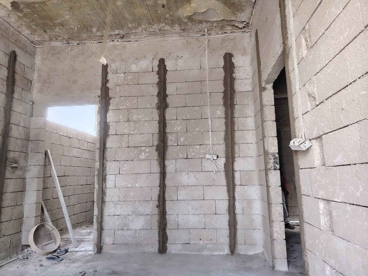 سلام عليكم. كادر كامل
لبخ سمنت
تكنيد. مصاطر شرط كبان 
واقع حال زاويه وركن
 تطبك. مصطره طول. بعرض 
شغل درجه اوله التزام بلعمل
الي يريد.. شغل نضيف. ودرجه اوله ولتزام بلعمل يتصل او يراسل ،.....(***********..
