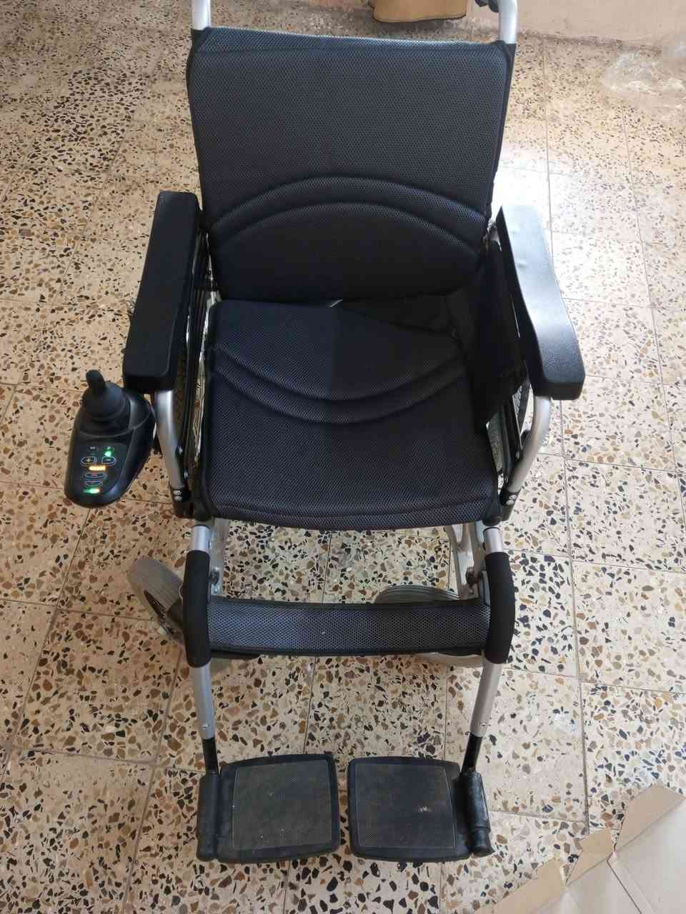 عربانه كهربائيه للبيع جديده مشحونه مره واحد ضمان بيهه للستفسار مراسله ***********
