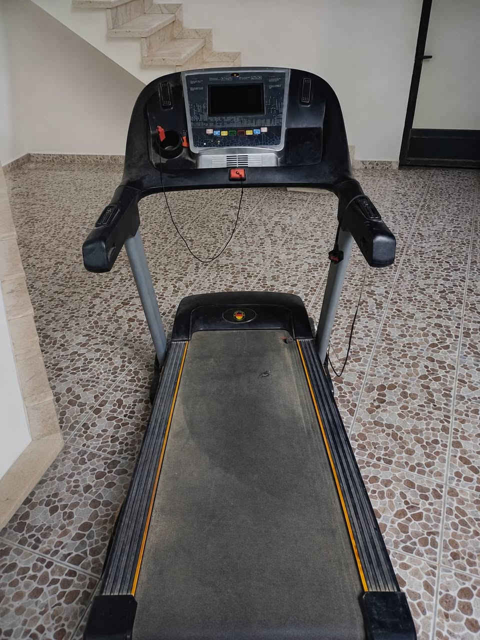 جهاز ركض للبيع يشتغل نظيف سعرها 200الف وبي مجال للستفسار مراسلة الصفحه او اتصال عالرقم 📞📞 ***********
