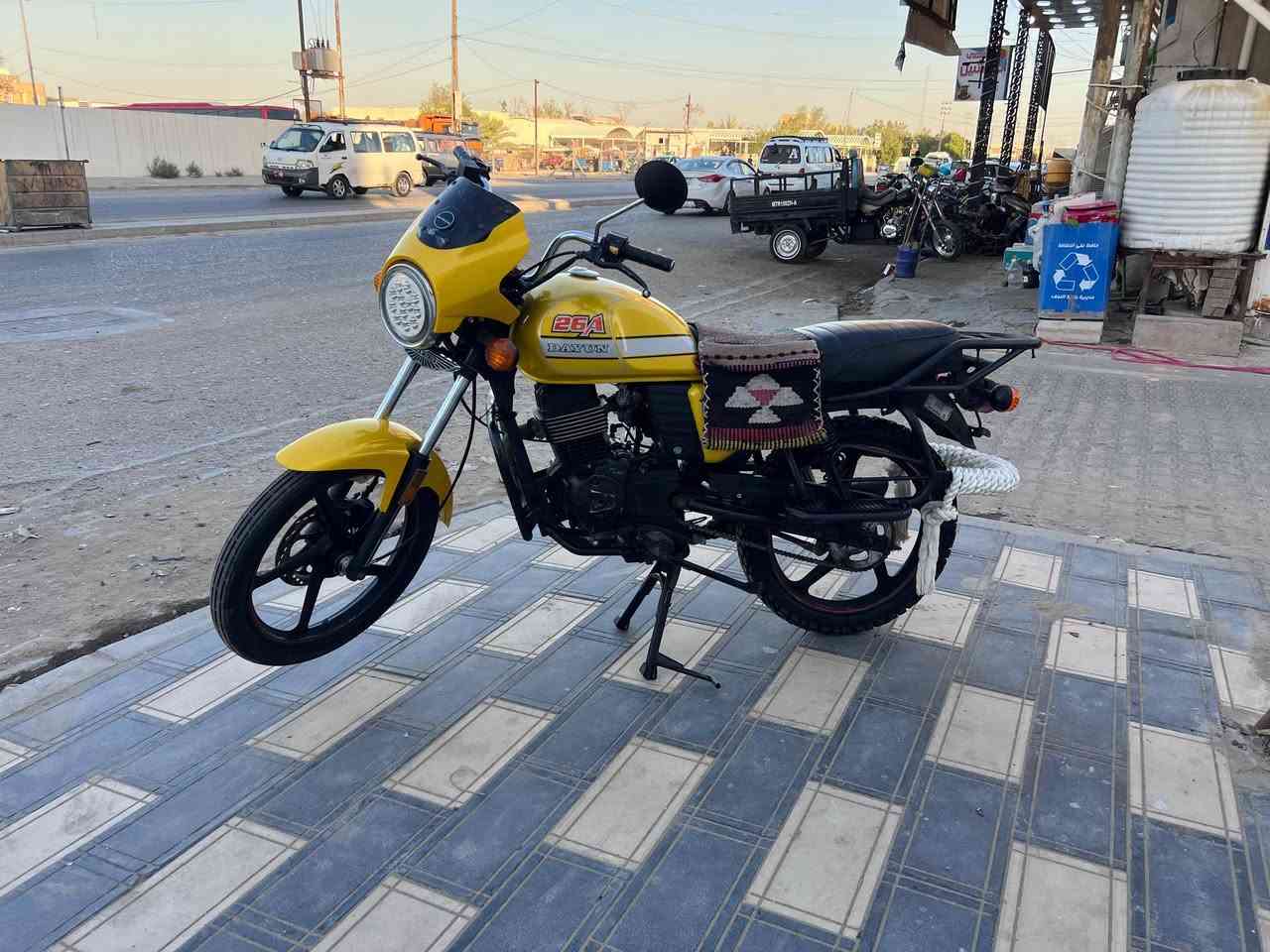 دايون نفخ موديل 24
اوراق سكنر 📝 

محرك مكفول من الفتح ⚙️

كلجات طرد مركزي💣

لون مميز🌹 🟧 🍊 

محرك 200 💎

عقل رياضي🚀

بنزات وره كدام جدد🔥

تايرات وره كدام جدد🛞

صالنصه كاتم🤫

كهربائيات كله شغاله💡

السعر 1150 💵💵

ملاحضه : دراجه استخدام قليل مكفوله كفاله عامه 
سعر( 1150) وبيه مجال قليل 
عنوان نجف كوفه 
الستفسار (*********** )

