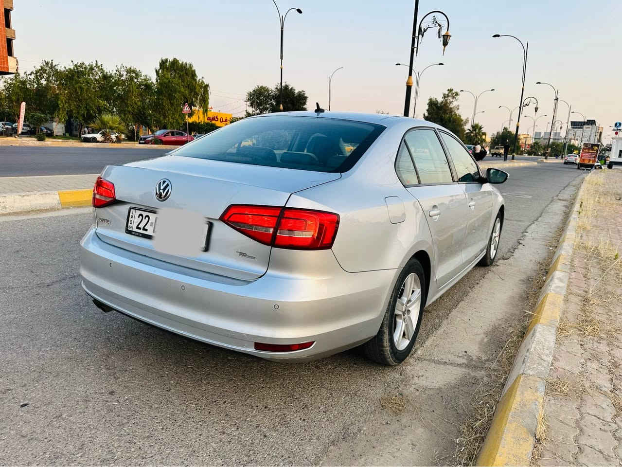جيتا 2015 خليجي
لون سلڤر 
مكينه 20 تنفس طبيعي 
"كلين بدون صبغ "
مواصفات
تحكم استيرن 
حساسات امامية خلفية

ماشيه 208 الف كم 

مكان سيارة كركوك للأستفسار راسلني خاص كركوك, العراق


**إذا كنت صاحب هذا الإعلان وتريد حذفه لأي سبب، رجاءا أرسل رسالة إلى الدعم الفني**