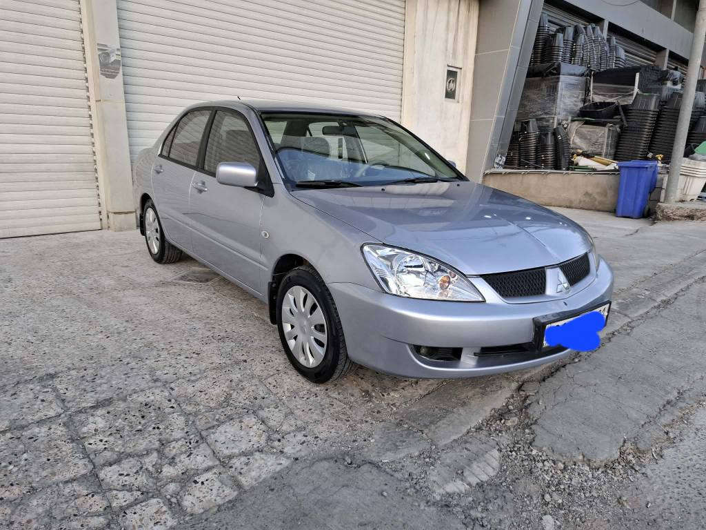 بەناوی خوای گەورە 
لانسەر مۆدێل ٢٠٠٧ سەنەوی بەسەر چوە گێرو مە کینەو تەقەورەقەی بەشەرت تایەیی تازەیە تەبریدو هە موو گیانی بەشەرت کامل بۆیاخە لەسەر ساخی کال بوتەوەو بۆیاخ کراوەتەوە تەحويل غرامه براوه ي به شه رت

*********** السليمانية, العراق
