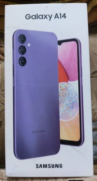 هاي 14 للبيع الذاكره 128 عشوائيه 6 النظافه 100% سعره 140,000 للاستفسار...