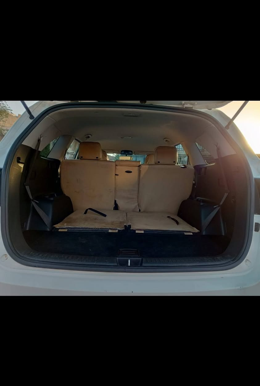 السلام عليكم سورنتو 2020 للبيع وارد امريكي ضرره موضح بل صور سياره رقم بغداد باسمي ٦ سلندر والسياره ٧ راكب للاستفسار اتصل *********** السياره بدون موصفات تحكم استيرن مكان السياره فلوجه السعر ١٧٥ وبيه مجال بسيط او مراوس حسب القناعه
