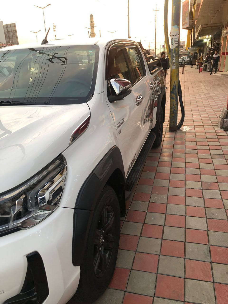 هايلوكس 2022 بأسمي رقم اربيل  6سلندر  TRD ماشية 96000 السونار مرفق بالصور رقم الهاتف ***********8
 340$ بيها مجال للطيبين
