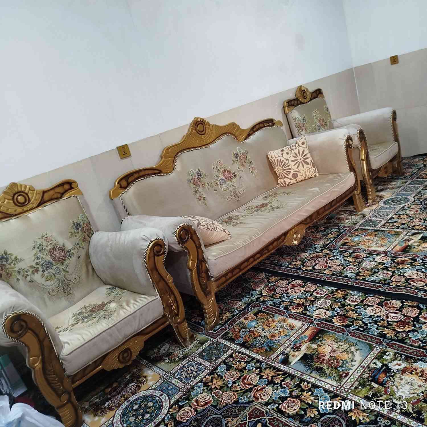 تاقمیک ڤەنەفەی 10نەفەری بی عەیب 200هەزار قفل
هەلەبجەی تازە


**إذا كنت صاحب هذا الإعلان وتريد حذفه لأي سبب، رجاءا أرسل رسالة إلى الدعم الفني**