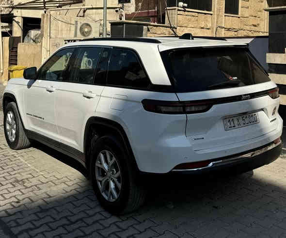 السلام عليكم 
جيب 2023 مواصفات لمتد بدون فتحه
كشنات جلد 
كشنات كهرباء 
كشنات تدفئه 
تدفئه بلستيرن
مري هيتر 
نظام الحفاظ على المسار 
حساسات امامي خلفي 
نقاط عمياء 
شاشه جبيره 
6 سلندر 3600 
وباقي مواصفات الجيب المعروفه 
ماشيه 18 الف ميل 
حادثها بدون ضربه قطع سرقه ومرجعات قطع اصليه بدون صبغ 
السعر 320 وبيها مجال 
مكاني الغدير ***********
