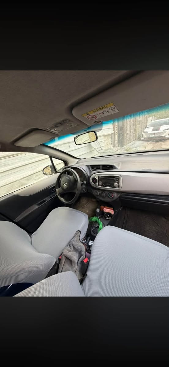 للبيع 🚗

خليجي

يارس 2013 هاتشباك لون أبيض 🤍  

السيارة بحالة واستعمال يومي مرتب

🔹 محرك اقتصادي جداً بالبنزين  

🔹 كير ممتاز  

🔹 حداده صدر جديد  

🔹 صالون نظيف  

🔹 إطارات جديده

🔹 السيارة ما تحتاج شي

كير ومحرك كفاله عامه

الموديل: Toyota Yaris 2013 Hatchback  

اللون: أبيض  

مكان السياره بغداد 

الرقم: ***********

السعر: (78$) قابل للتفاوض للجادين
