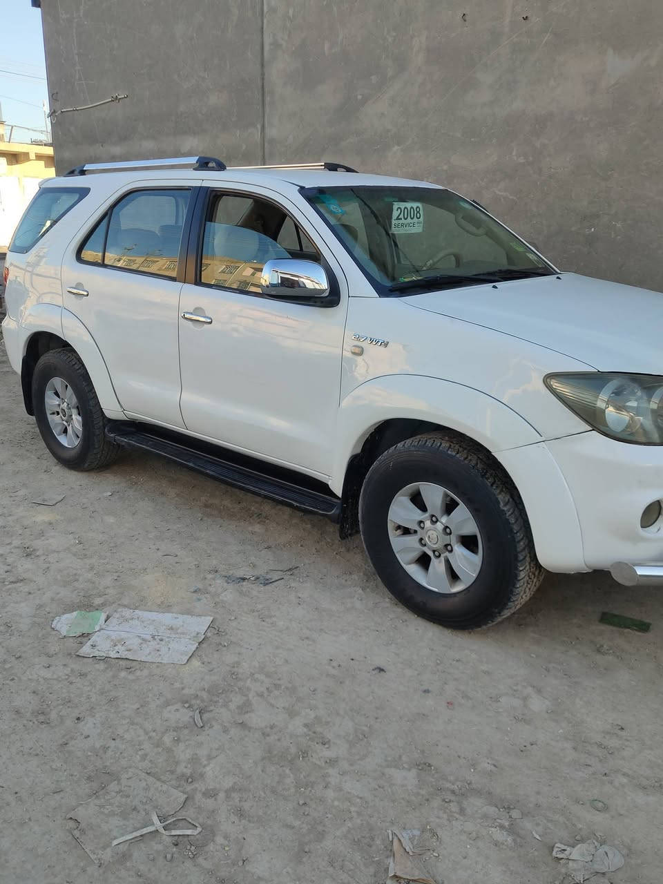 للبيع فور حمرا موديل 8سياره جاهزه مكينه وكير حداده تبريد سياره بسمي رقم دولي السعر 125الاتصال ***********
