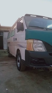 نيسان موديل 2009 بسمي 100وبيها مجال 07717046018