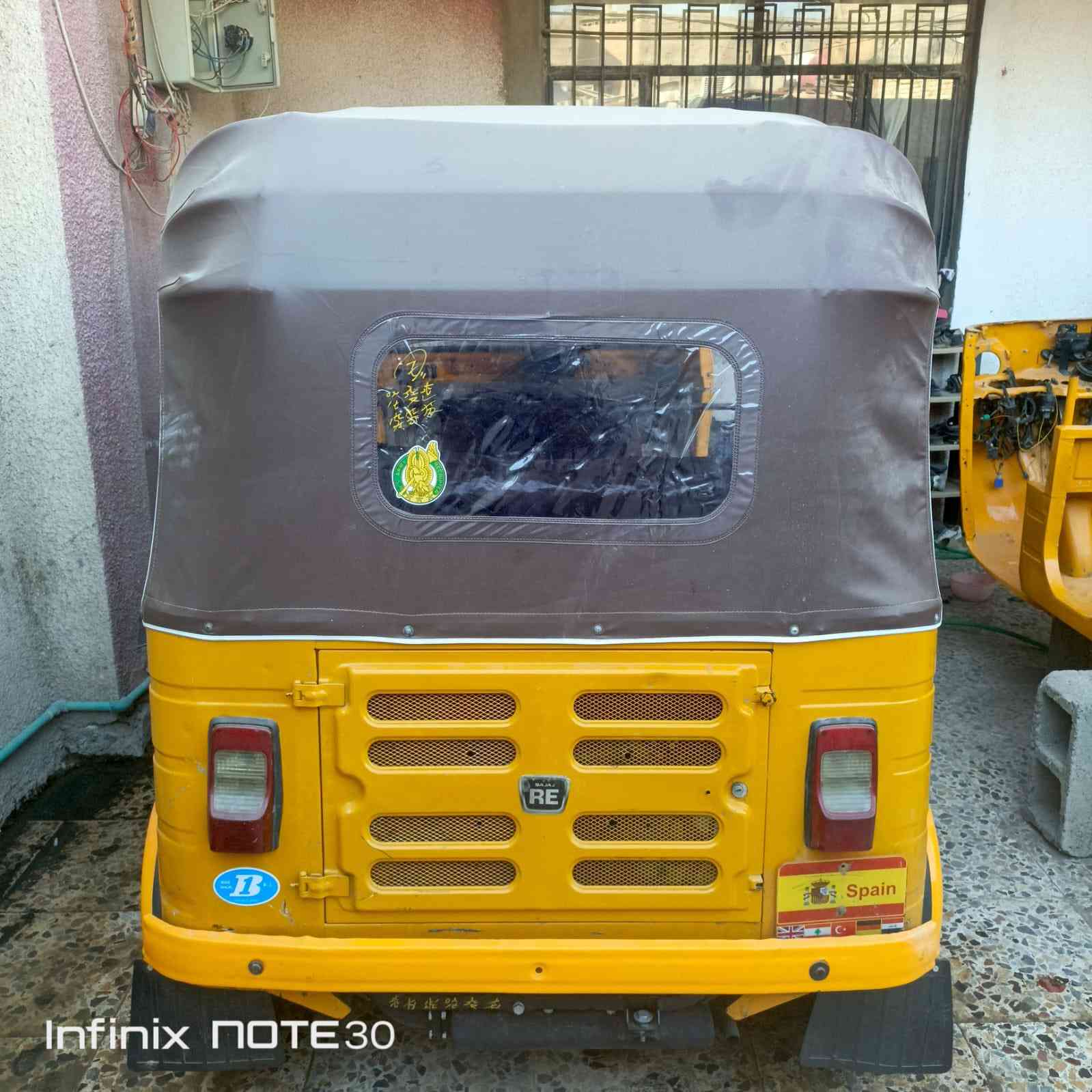 السلام عليكم ورحمة الله وبركاته للبيع تكتك موديل ١٩ رقم بغدادمكينه خير من الله ترايهه يخبل تخم ناير بيهه قطع صبغ احلى من الصور لان حتى ما غاسلينه السعر ٦ مليون وبيهه مجال بسيط حك الجيه تكتك مال عيشه كبل لشارع للاستفسار التصال ***********
