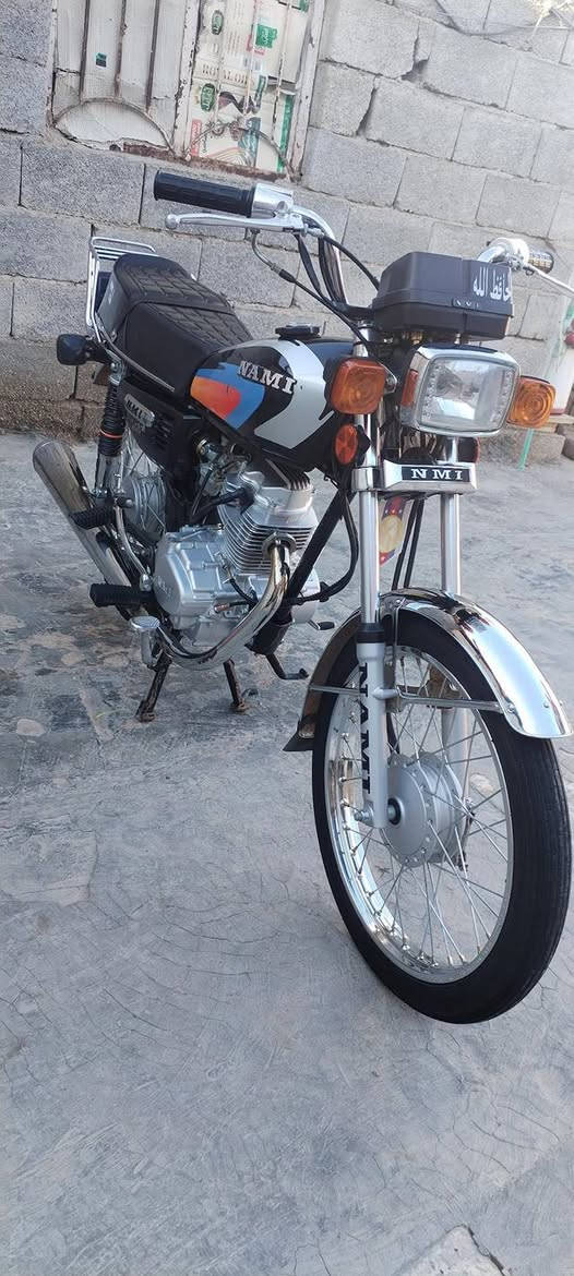 سلام عليكم
اربعه كير اصلي موديل 23
كفاله عامه السعر اتصال ***********
مكلف بالنشر
