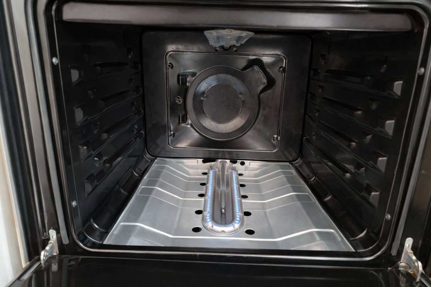 طباخ ابو اربع عيون مستعمل قليل ب 80 .


**إذا كنت صاحب هذا الإعلان وتريد حذفه لأي سبب، رجاءا أرسل رسالة إلى الدعم الفني**