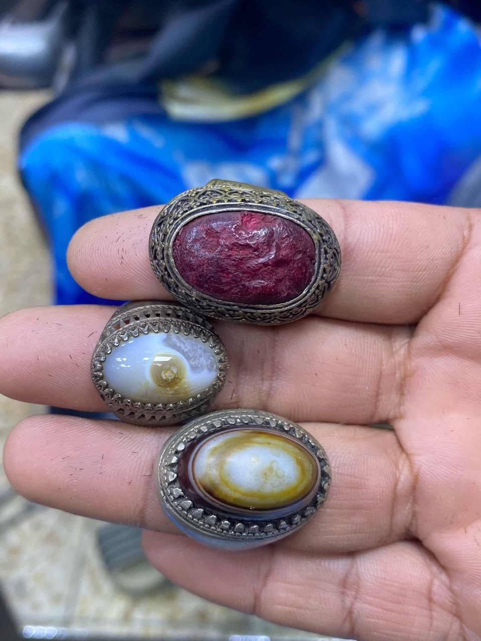 للبيع قيم وخذ بسعر لي يرضه بي الله ***********
