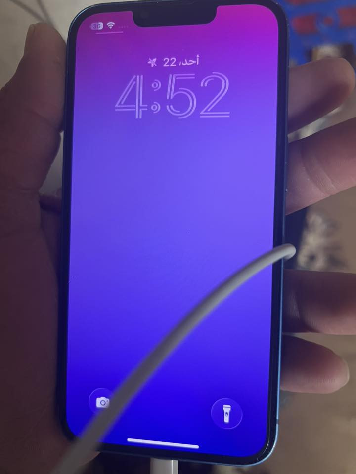 السلام عليكم أيفون ١٣ عادي ذاكره ١٢٨بطاريه ٨٨الجهاز كلشي بلاد وتر فقط الظهر بي فطر خفيف السعر ٣٥٠الشراي يتصل ويدلل***********
