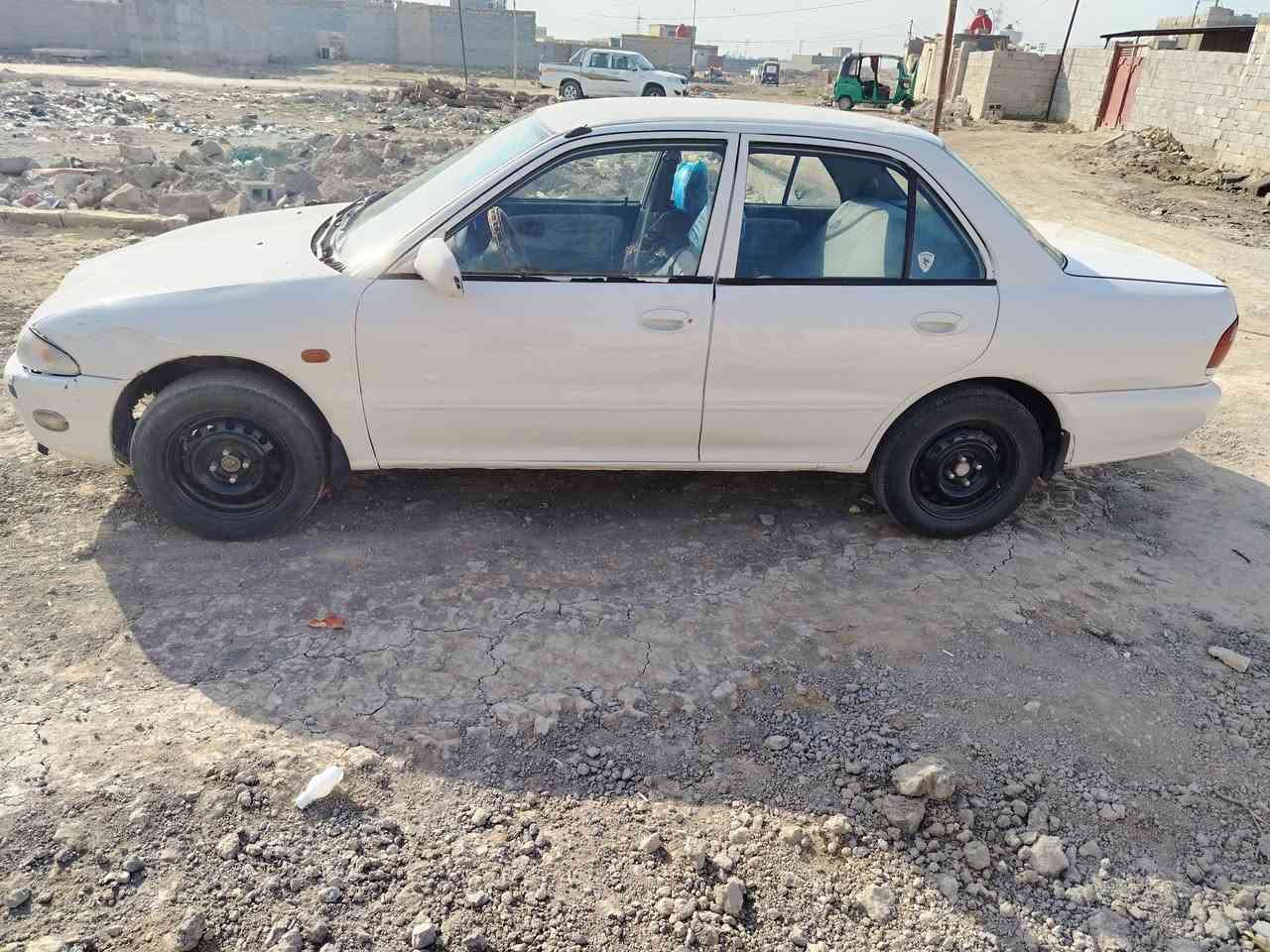 ألسلام عليكم ورحمة الله بوروتون ويرا كير عادي موديل ٢٠٠٢ رقم بابل نكليزي سنويه لل٣٠ شرط التحويل كير محرك شرط حداديه تخم تاير شاشه كاميرا خلفيه مصبوغه حزام بيه ضربه بالجاملغ الامامي السعر ٣٨ وبيه مجال مكاني ذي قار قضاء الدوايه ***********
