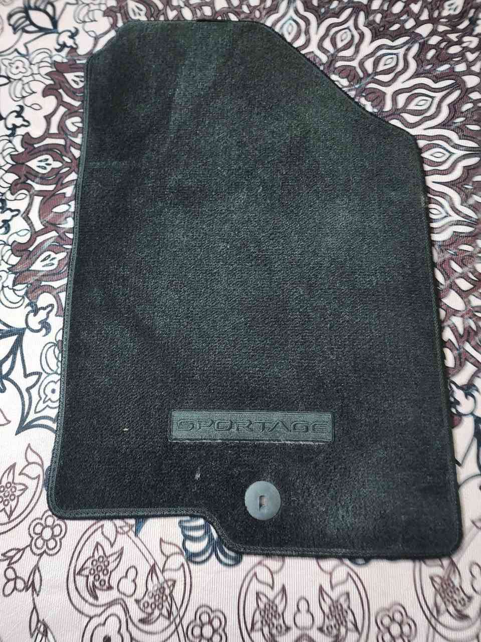 للبيع
ارضيات كاربد الاصليات 
مال سبورتج  ٢٠٢٤ الاصليات نظيفات
سعرهن ٥٠ الف مكاني بغداد السيديه 
*********** شراي يتصل بلرقم
