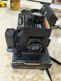 كاميرات عدد اثنين قديمات اصليات للبيع سعرهم 30 الف نهايته الي مهتم مكا...