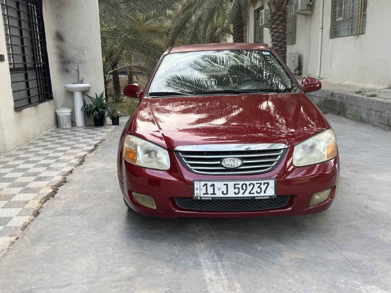 السلام عليكم ورحمة الله وبركاته للبيع كيا سبكترا موديل 2009 وارد امريكي بدون حادث كله ليبل واحد مكينه 2000 دوش سياره مصبوغه حزام اثر جراد بدون لا حادث ولا طخه تجي وتشوف بعينك مكينه كير تبريد حداديه تبريد كله جاهز وخير من الله سياره رقم بغداد دولي تحويل مباشر السعر 87 وبيه مجال اي استفسار ***********
