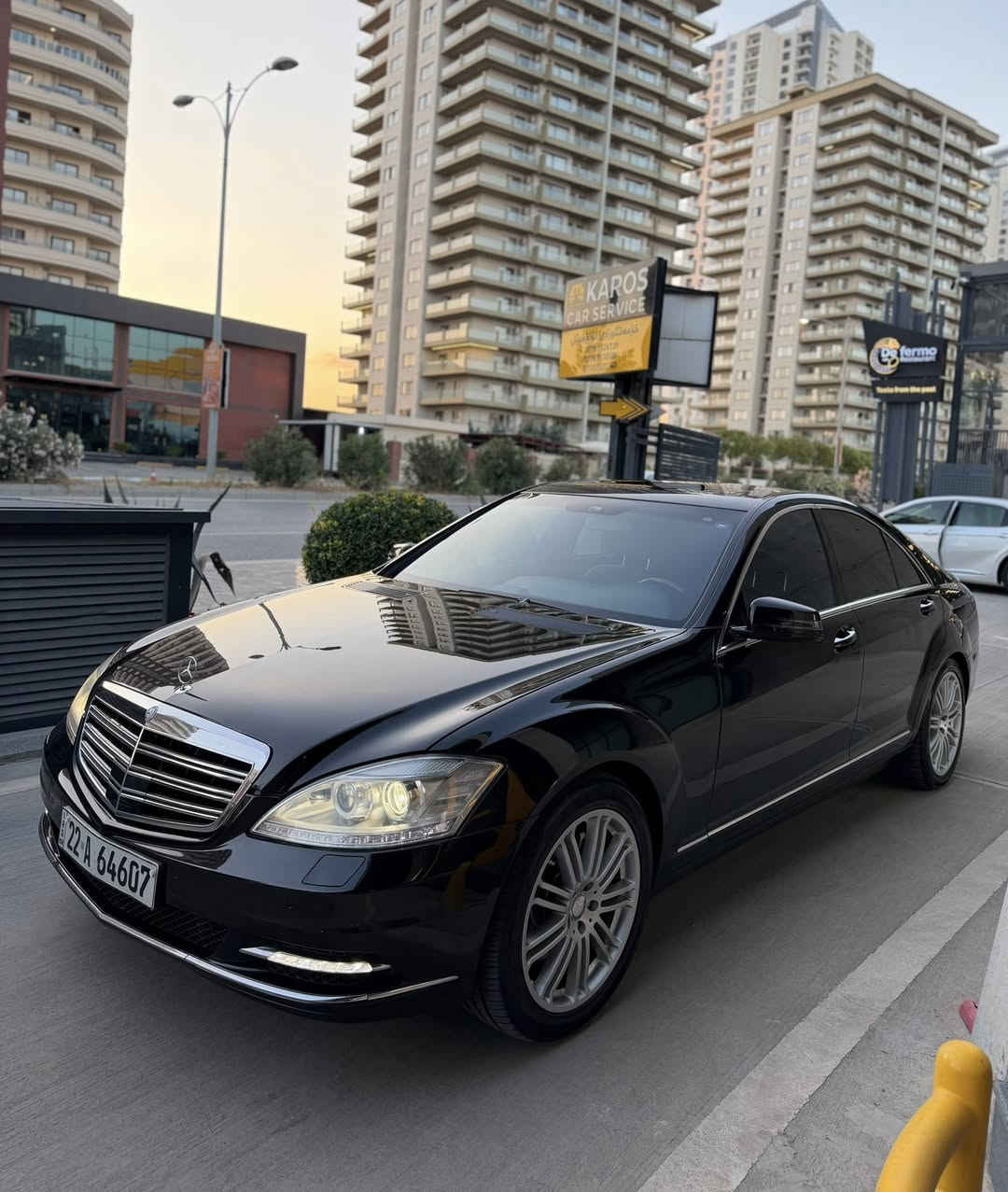 سلام عليكم مارسدس S550 وارد ياباني المحرك المرغوب 2007 العادي سياره هيكلها وترايها حلو بدون دينار مصرف محدث 2013 تحديث درجه بيها قطعين كلير كير ومحرك وكهربائيات بشرط بصمه سلايد كشنان جلد كشنان كهرباء بردات كشنات تدفئه كشنان خزن لدات امامي وخلفي ارقام سنويه جديده ب اسمي راسن احولك السعر 165 مكان السياره السليمانيه ***********

