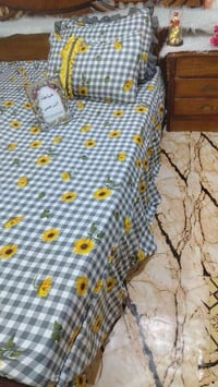 فرشات نفر والسعر الفرشه 10للبيع مباشر  الحجز والستفسار   07735593997