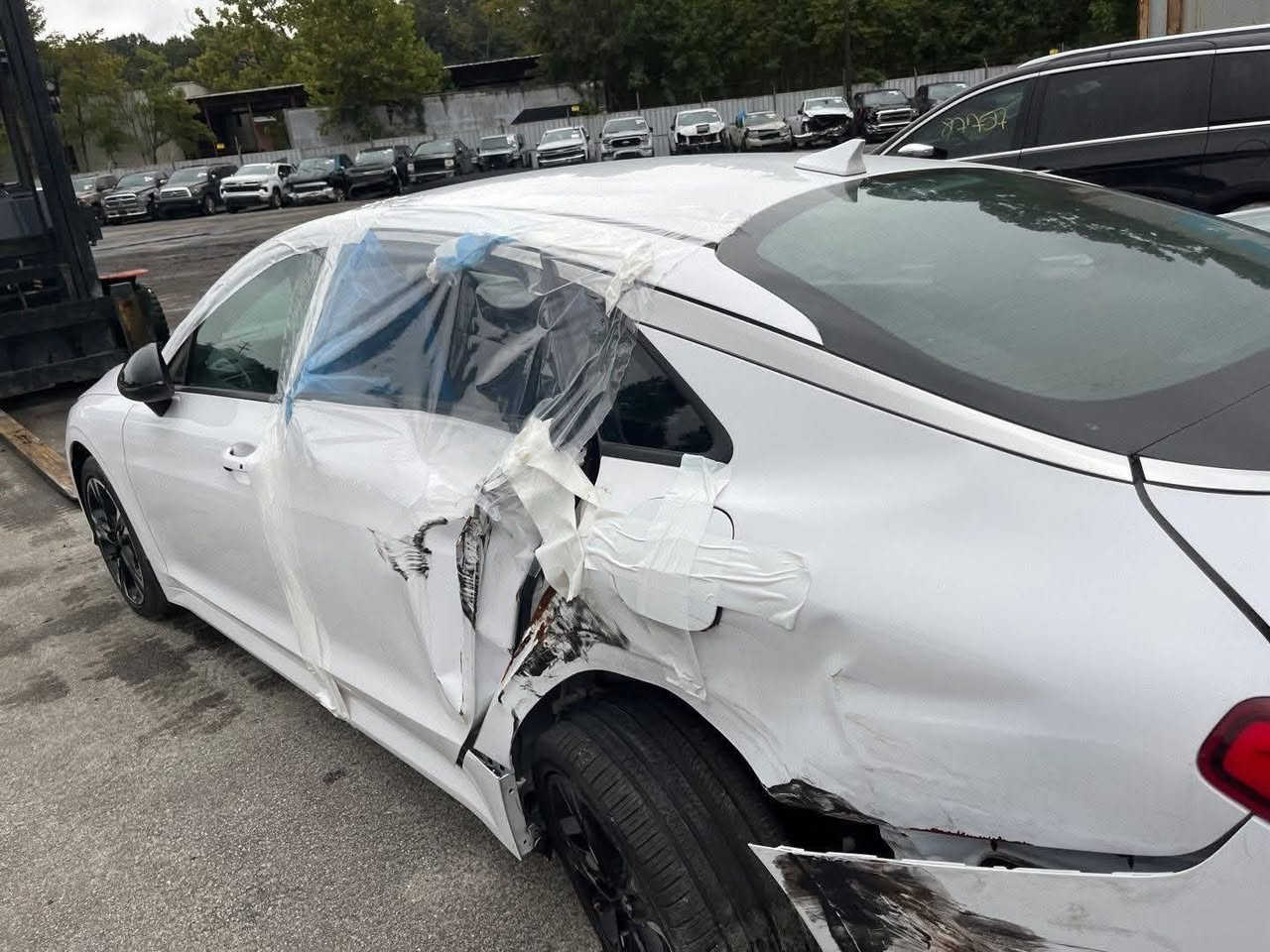 السلام عليكم
تم اعادة النشر بسبب الوعود الكاذبة

K5

2023

وارد امريكي

Gt line

تبديل قطعه وحده فقط باب خلفي بدون صبغ نفس اللون

معوقين

ومعوقها متوفي

بنت عمي

ماعدها قاصرين

انسوي قسام شرعي وتنازل +  وكاله عامه

للتواصل

***********
***********
