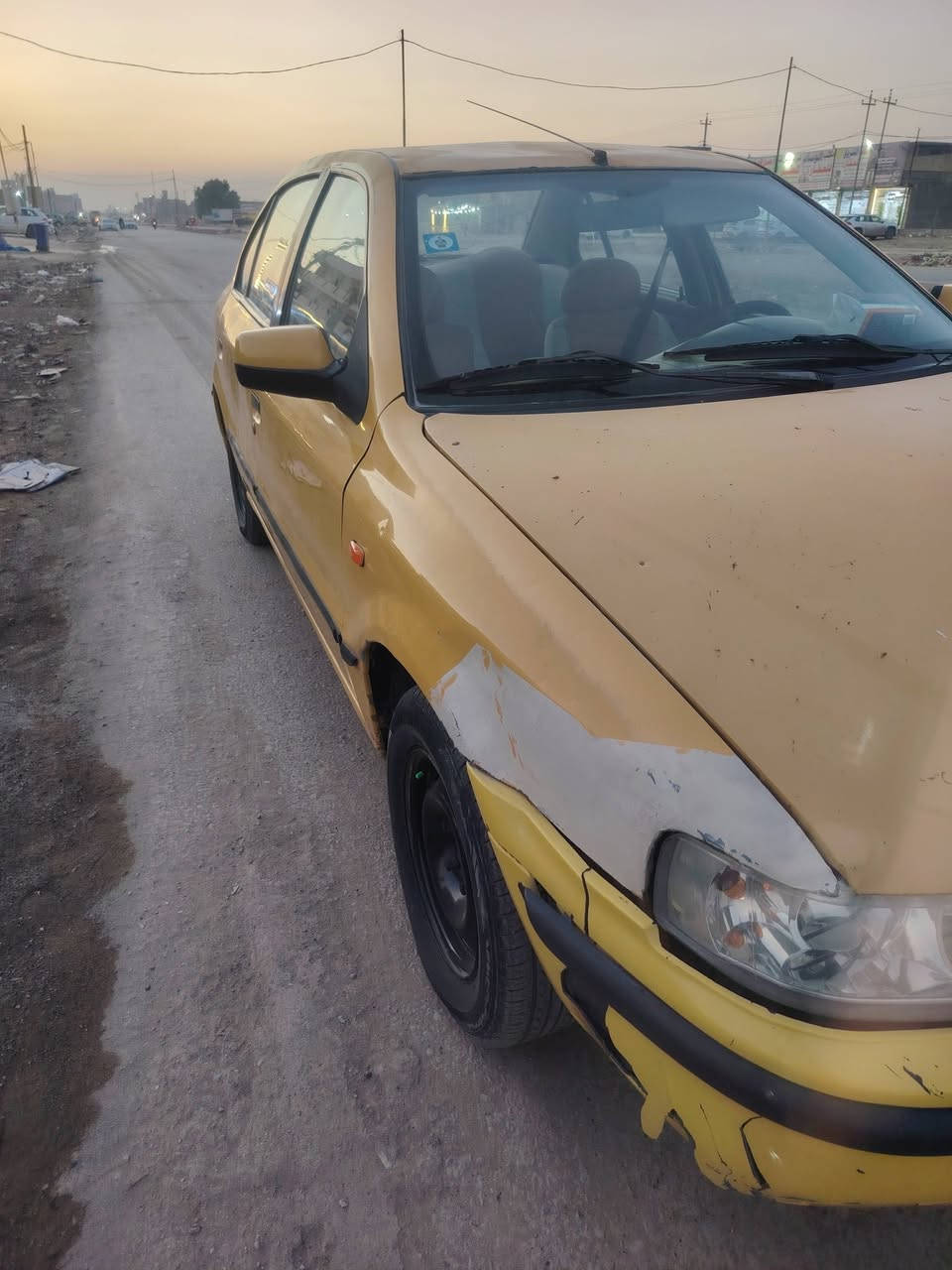 سلام عليكم سمند 2010 مكينه وكير بحاله جيده كشر موضح بالصور تبريد شغال السعر 30وبيها مجال العنوان بغداد شهداء السيديه تواصل خاص او على رقم الهاتف واتساب ***********
