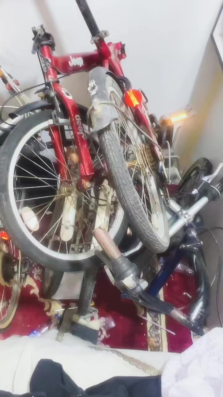 السلام عليكم
متوفر بايسكلات ياباني بالة يطبك حجم ٢٠
***********  للاستفسار أو مراسلة وات ساب
