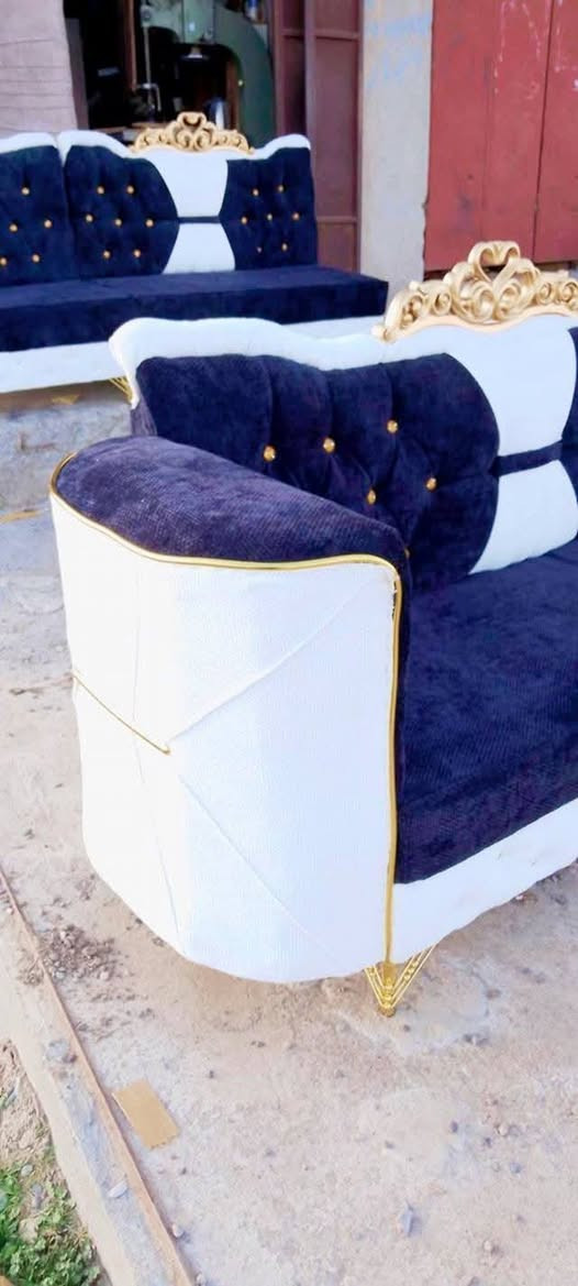 دوشمه ابو ايمن فصال وتحديث ديوان حسب الطلب للاستفسار الاتصال على الرقم العنوان  الشارع العام لسرت قرب الحود مول*********** واتساب
