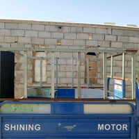 شباب محجر للبيع السعر ٥٥ الارتفاع ٦٠ لو ٦٥ 07870808648راسلني واتساب