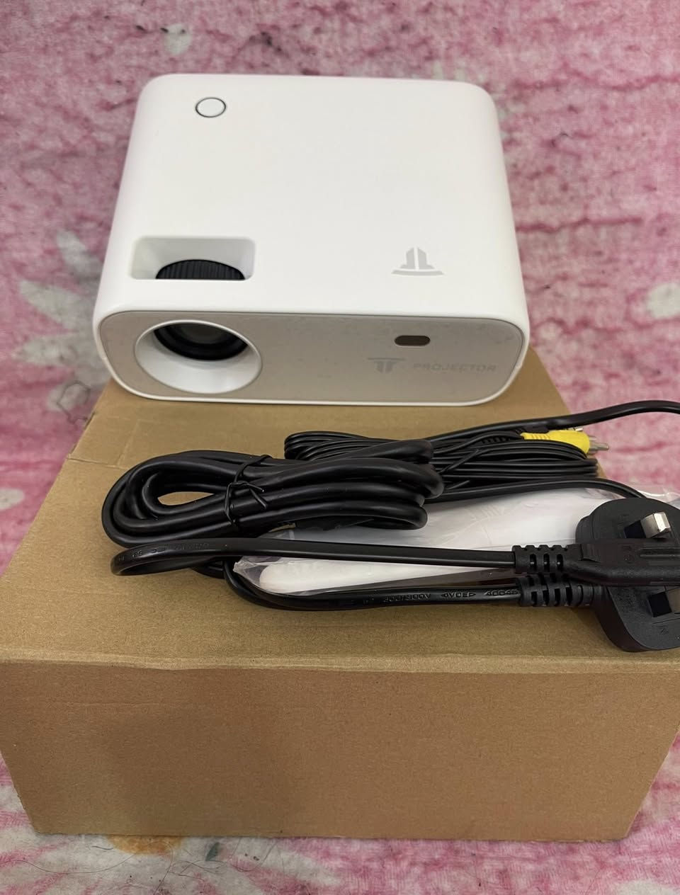 روجكتر ميني ذكي (Smart Mini Projector)
السعر 45
يوجد توصيل


**إذا كنت صاحب هذا الإعلان وتريد حذفه لأي سبب، رجاءا أرسل رسالة إلى الدعم الفني**