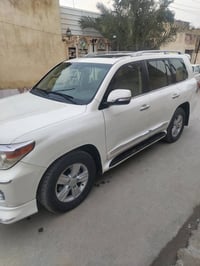 لاندكروز ٢٠١٣ بريم اصل مكينه ٨ سلندر ٤٦٠٠ كفاله عامه من الصبغ والضربه ...